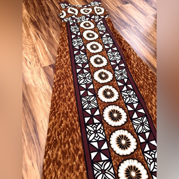 Vintage Original Ui-Maikai Hawiian Dress - Picture 4 of 8